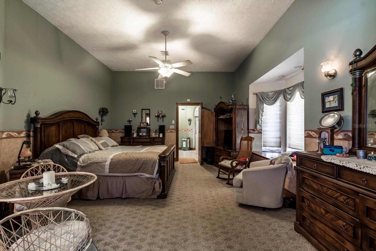 New Port Richey, Florida, 34654, United States, 4 Bedrooms Bedrooms, ,5 BathroomsBathrooms,Residential,Active,1963410