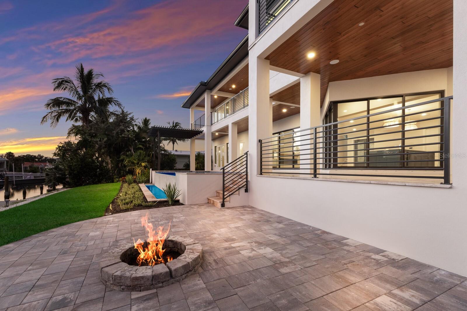 Sarasota, Florida, 34242, United States, 4 Bedrooms Bedrooms, ,6 BathroomsBathrooms,Residential,Active,1941333