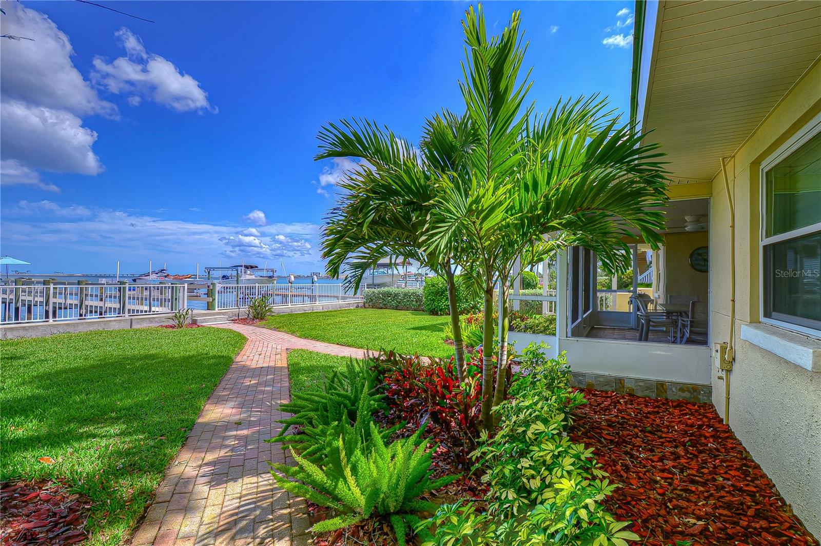 Dunedin, Florida, 34698, United States, 3 Bedrooms Bedrooms, ,3 BathroomsBathrooms,Residential,Active,1994972