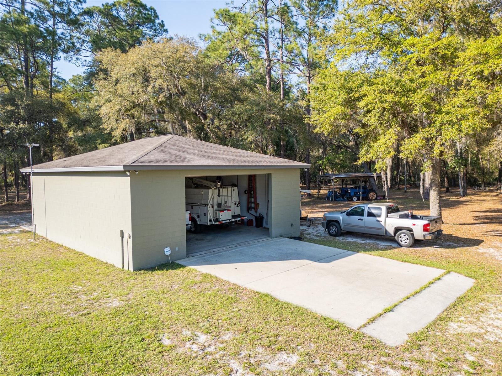 Silver Springs, Florida, 34488, United States, 3 Bedrooms Bedrooms, ,2 BathroomsBathrooms,Residential,Active,2044580