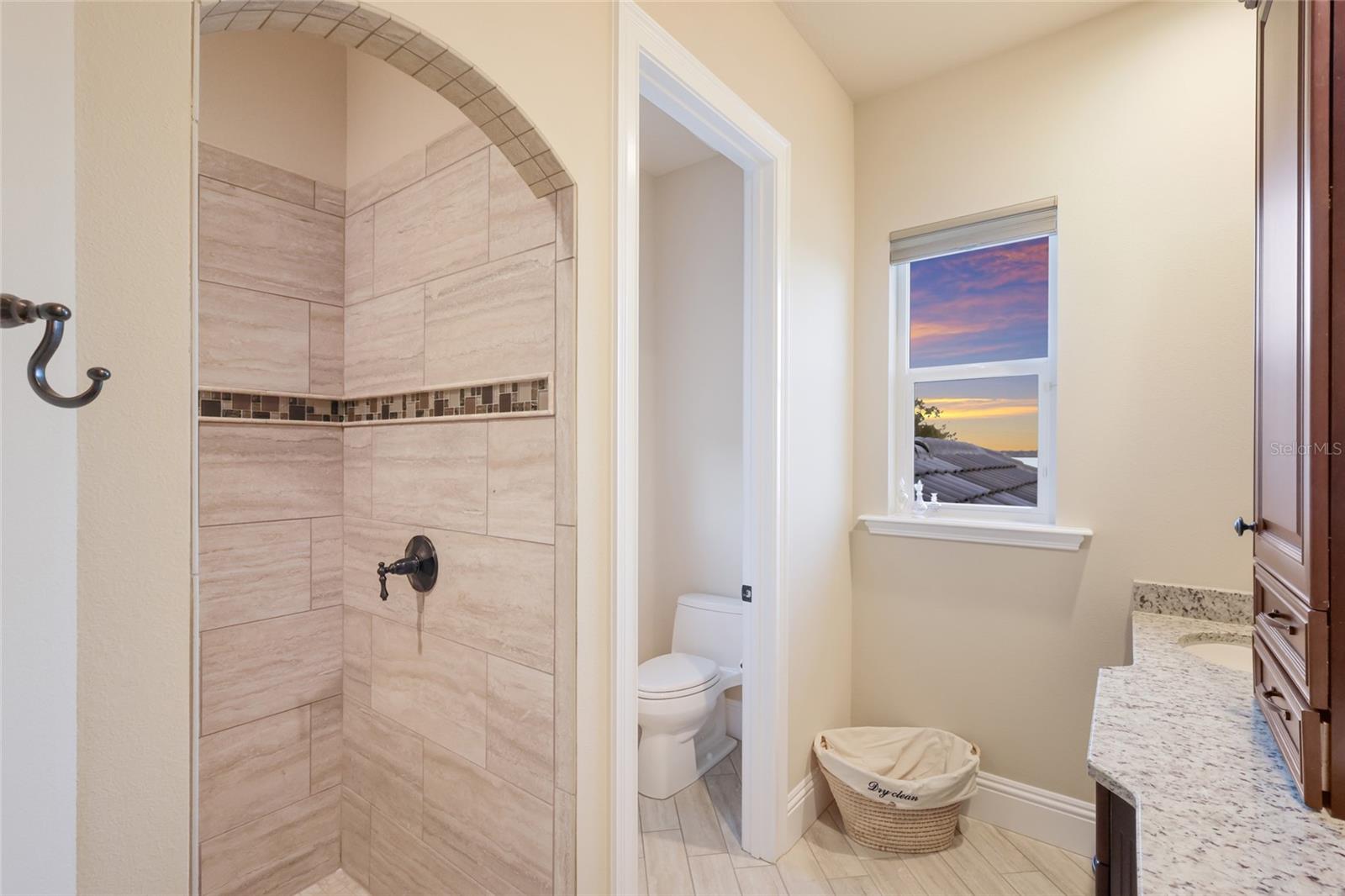 Bradenton, Florida, 34209, United States, 3 Bedrooms Bedrooms, ,5 BathroomsBathrooms,Residential,Active,1997612