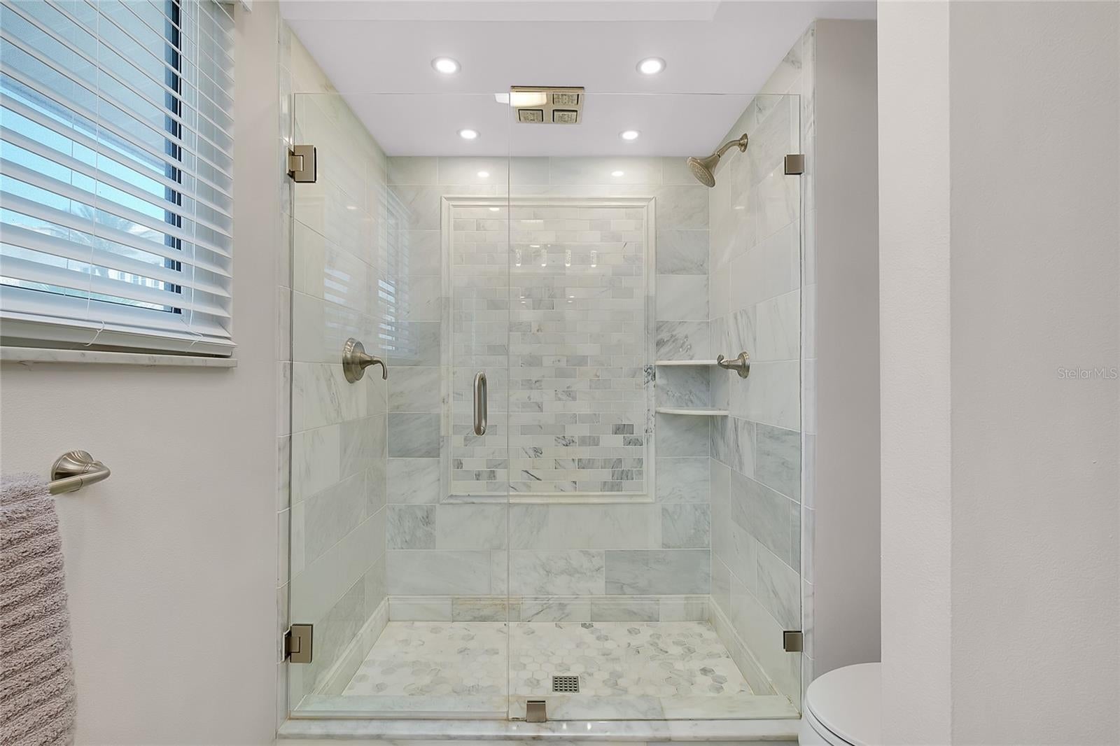 Sarasota, Florida, 34242, United States, 3 Bedrooms Bedrooms, ,2 BathroomsBathrooms,Residential,Active,1987232