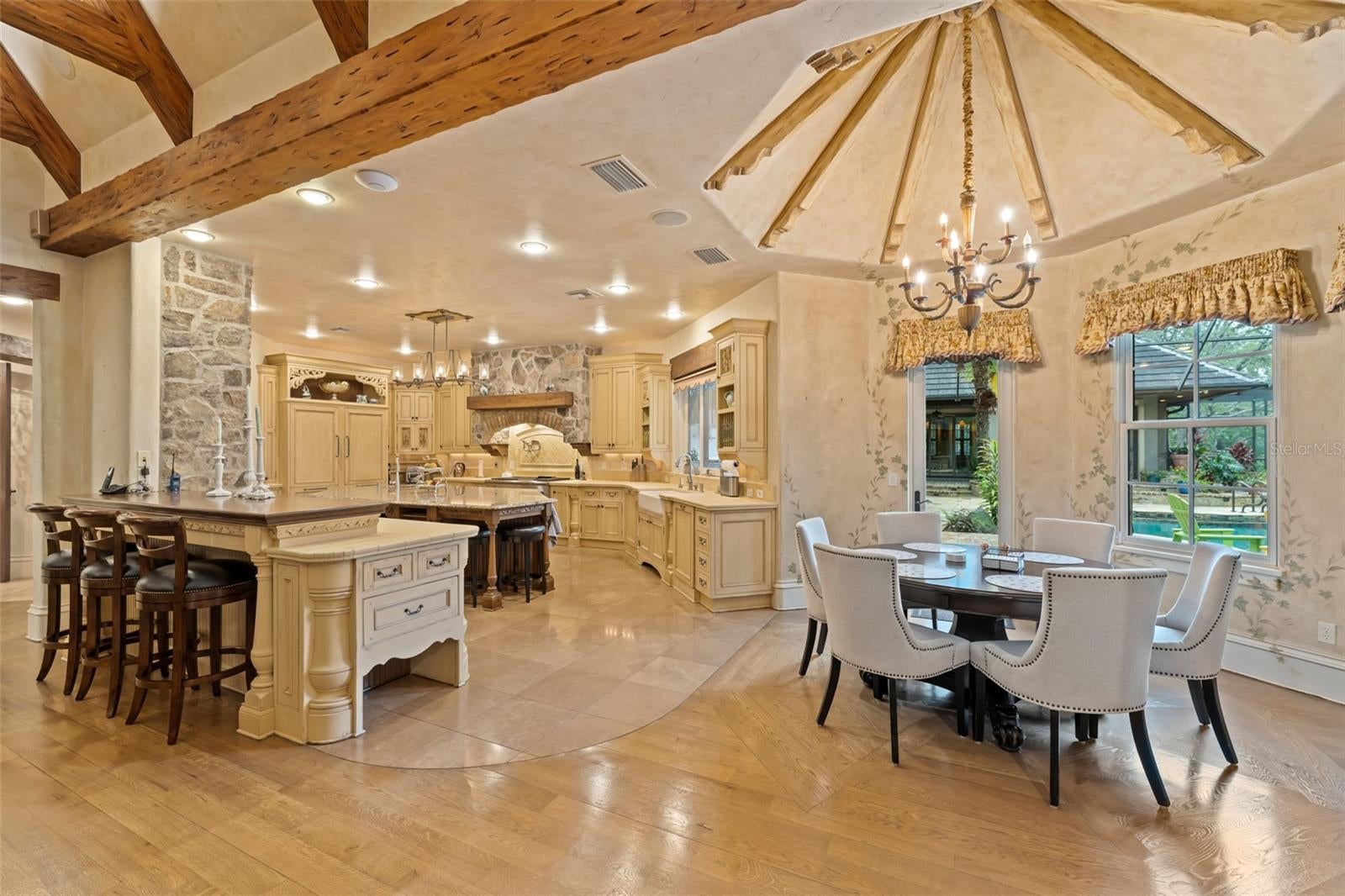 Longwood, Florida, 32779, United States, 10 Bedrooms Bedrooms, ,17 BathroomsBathrooms,Residential,Active,1914816