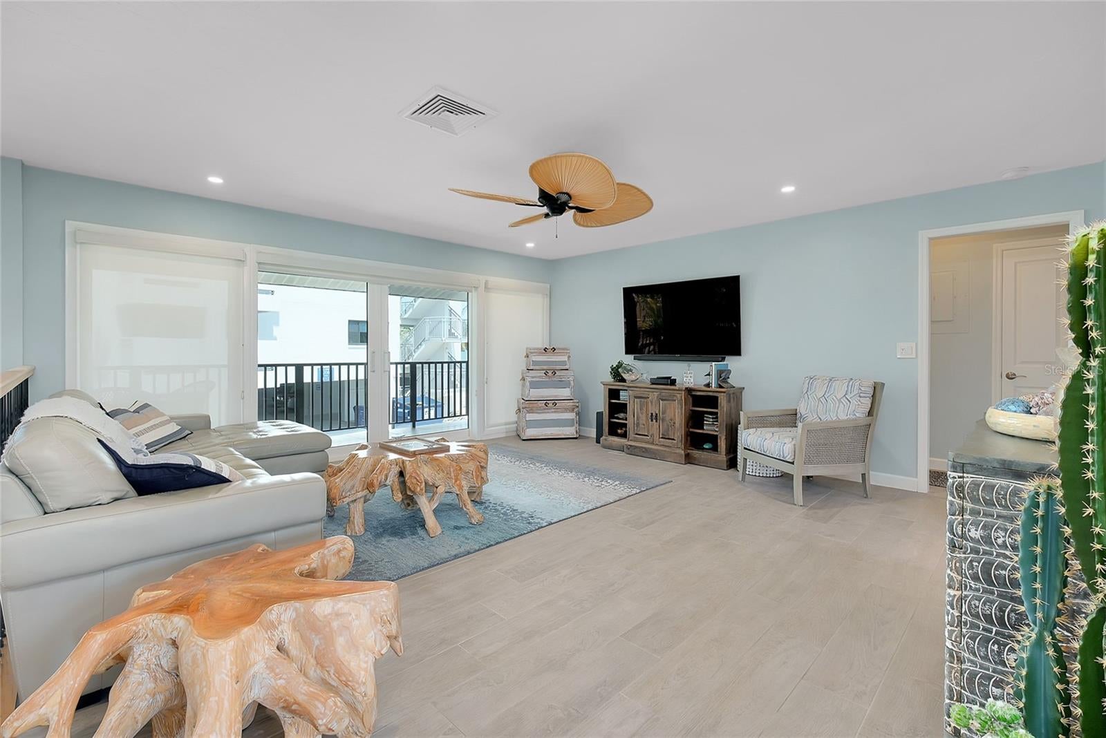 Sarasota, Florida, 34242, United States, 3 Bedrooms Bedrooms, ,2 BathroomsBathrooms,Residential,Active,1987232