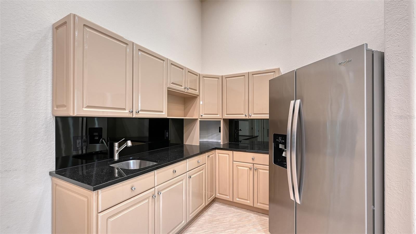 Sarasota, Florida, 34241, United States, 6 Bedrooms Bedrooms, ,5 BathroomsBathrooms,Residential,Active,2027822