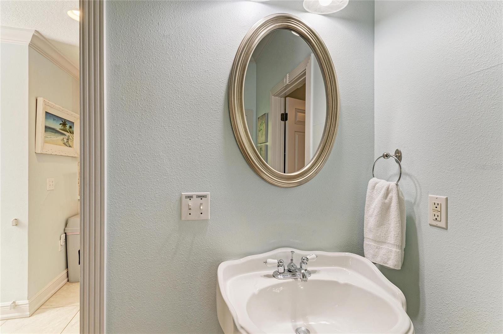 Holmes Beach, Florida, 34217, United States, 3 Bedrooms Bedrooms, ,3 BathroomsBathrooms,Residential,Active,1973325