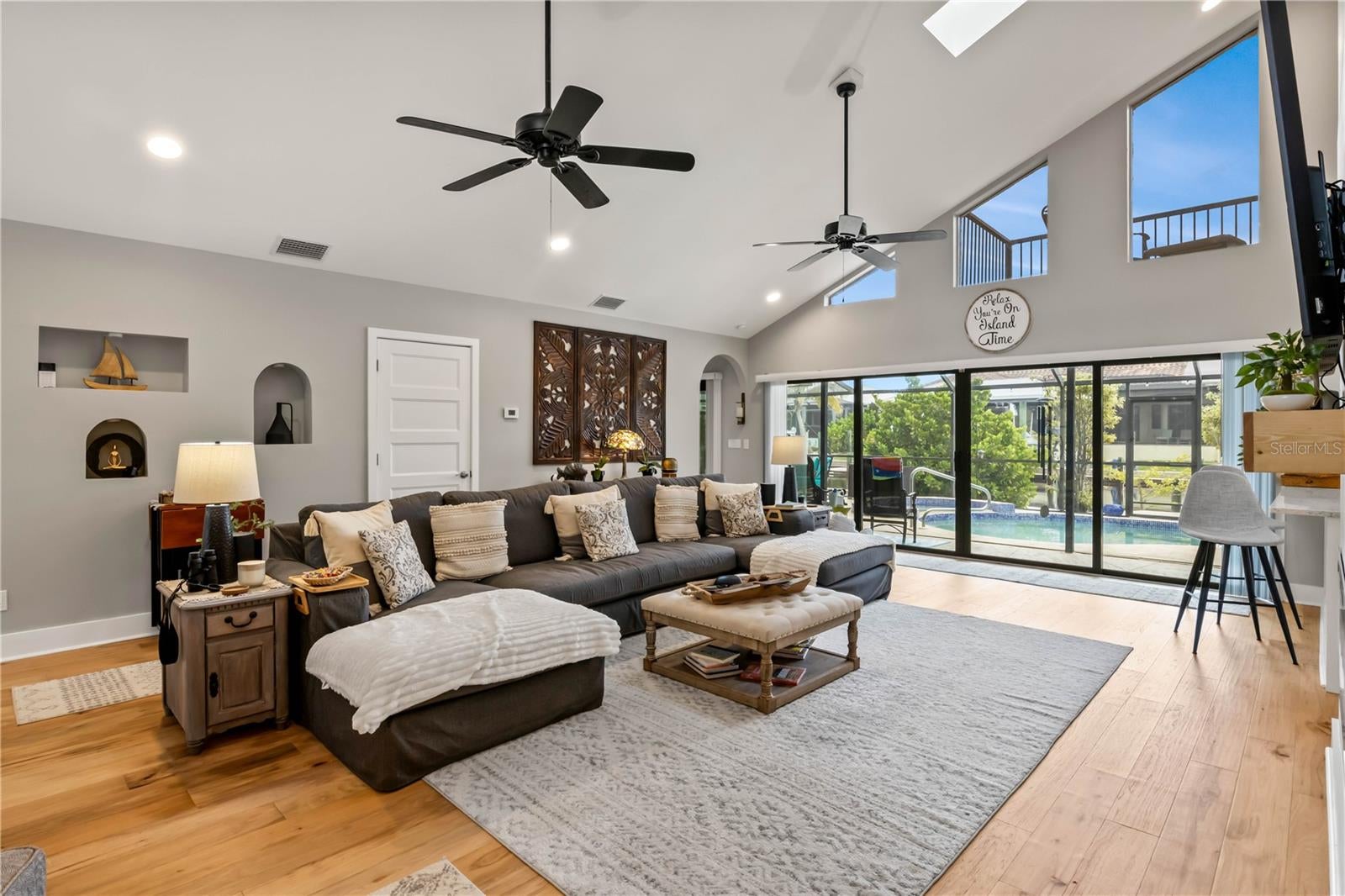 St James City, Florida, 33956, United States, 4 Bedrooms Bedrooms, ,4 BathroomsBathrooms,Residential,Active,2009157