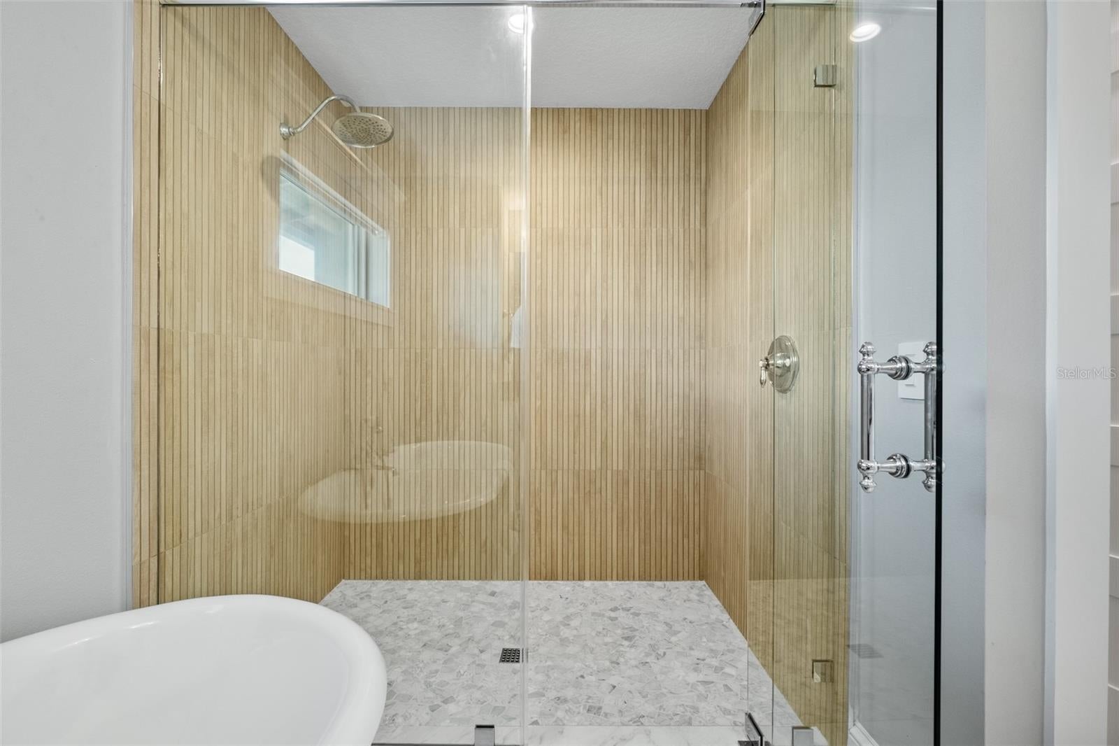 Anna Maria, Florida, 34216, United States, 7 Bedrooms Bedrooms, ,8 BathroomsBathrooms,Residential,Active,1892423