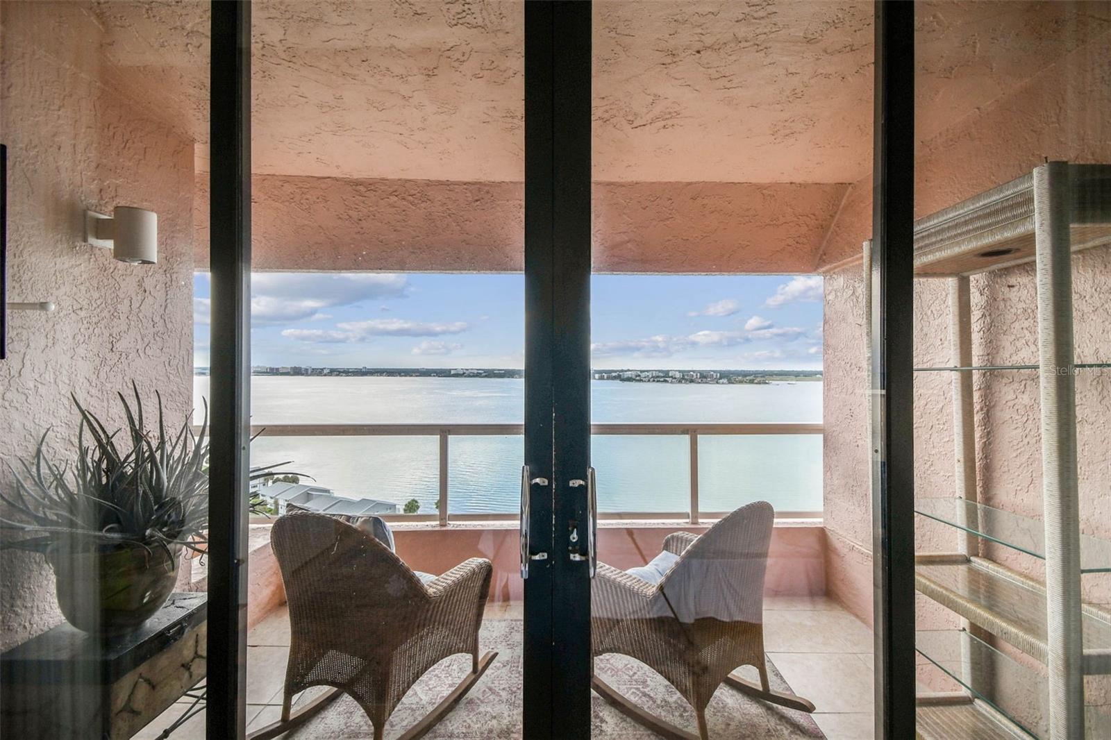 Clearwater Beach, Florida, 33767, United States, 2 Bedrooms Bedrooms, ,3 BathroomsBathrooms,Residential,Active,1919072
