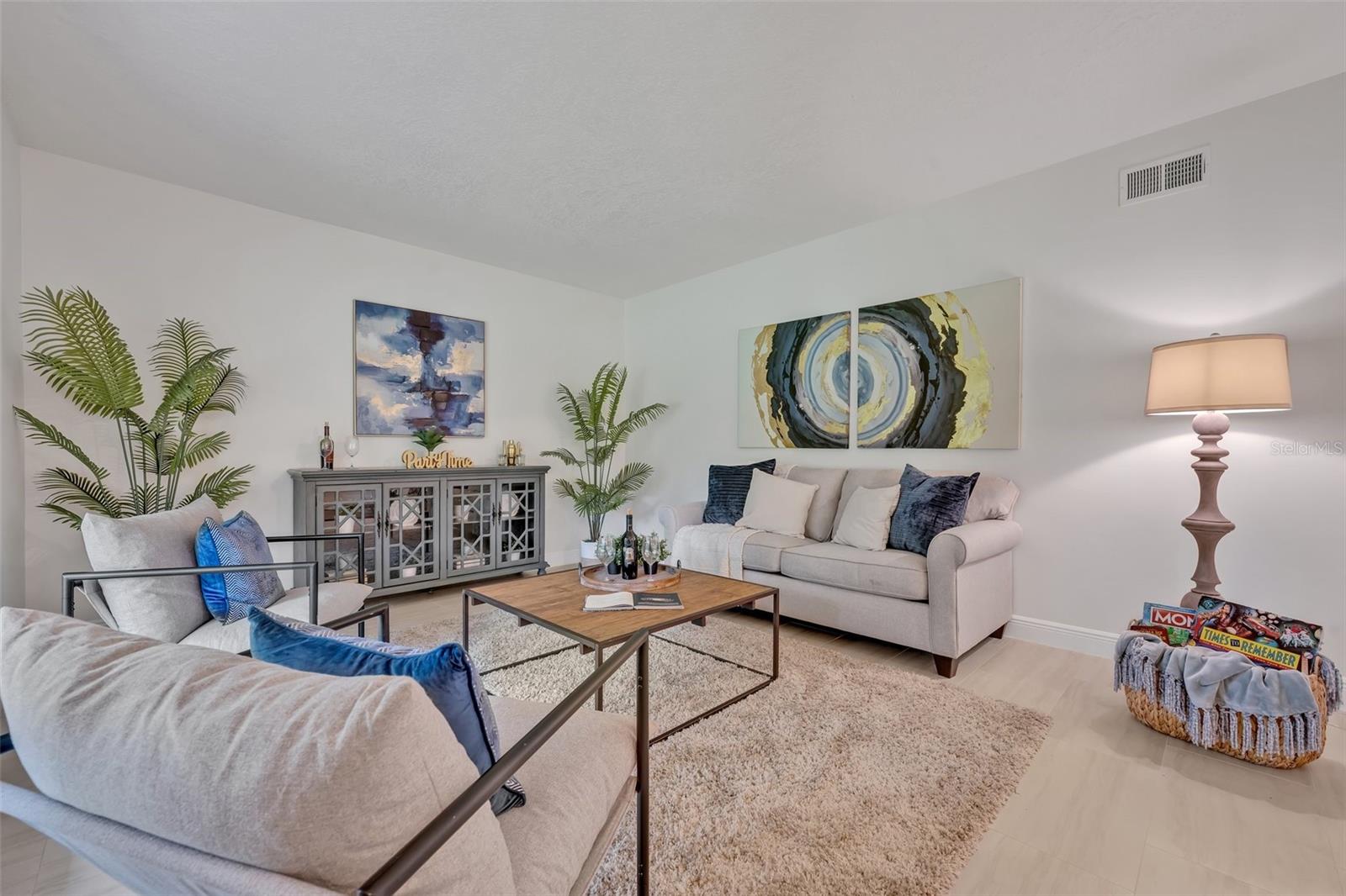Geneva, Florida, 32732, United States, ,4 BathroomsBathrooms,Residential,Active,1701775