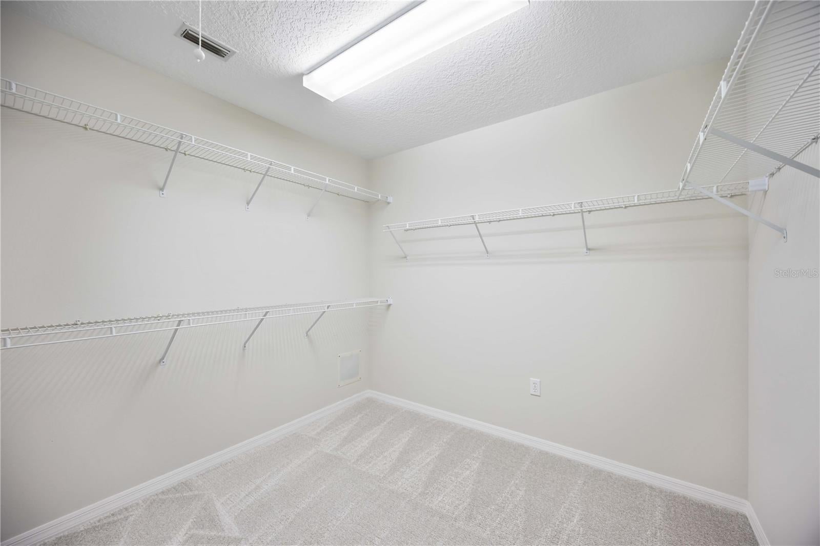 Nokomis, Florida, 34275, United States, 5 Bedrooms Bedrooms, ,5 BathroomsBathrooms,Residential,Active,1905473