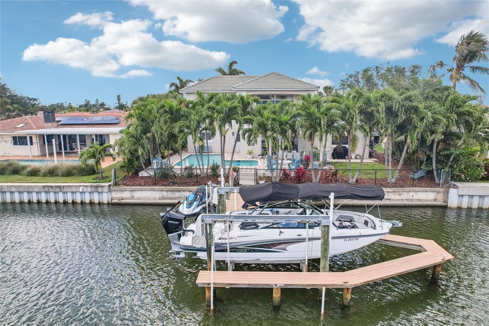 St Petersburg, Florida, 33703, United States, 5 Bedrooms Bedrooms, ,3 BathroomsBathrooms,Residential,Active,2051998