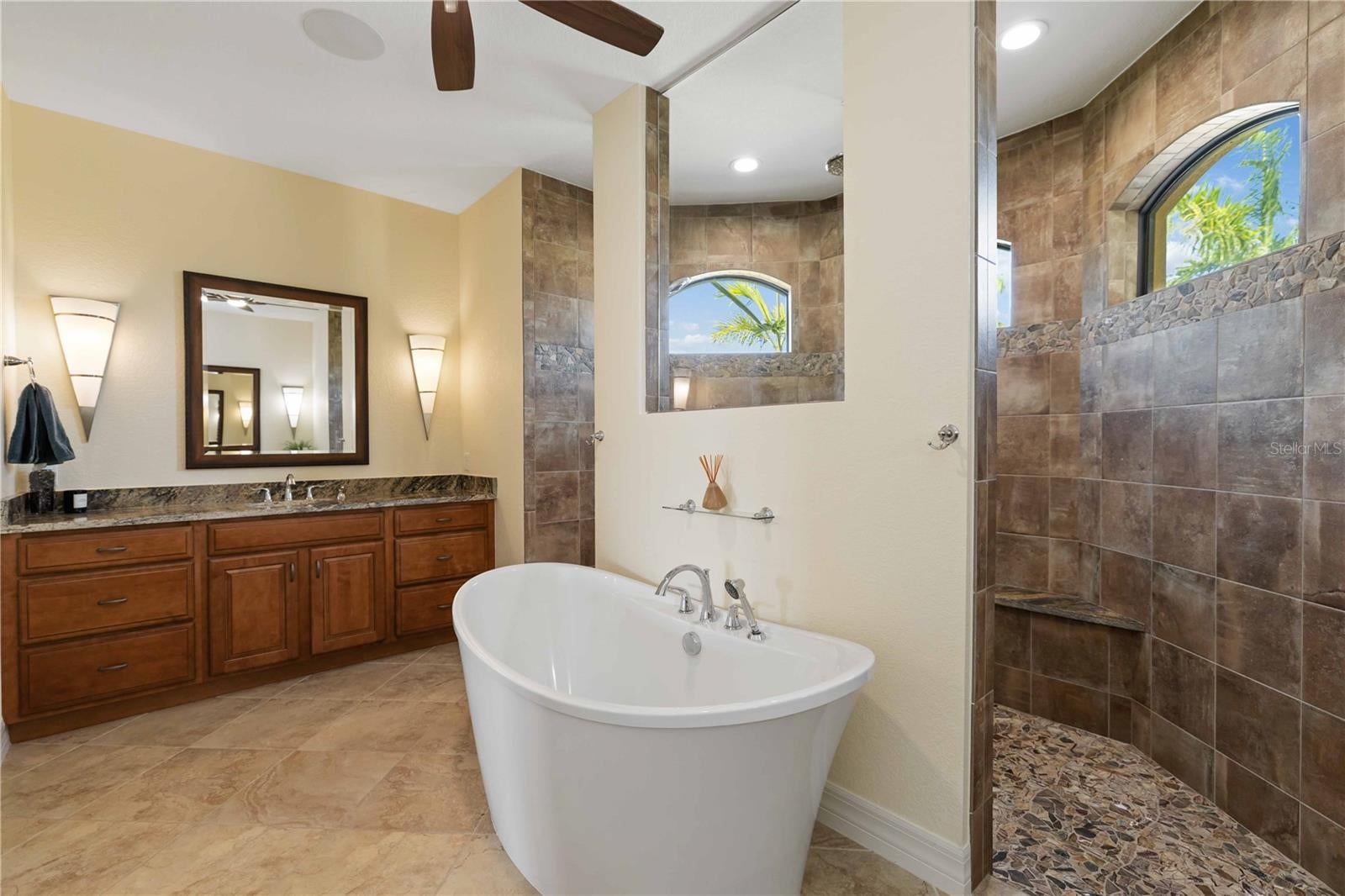 Placida, Florida, 33946, United States, 3 Bedrooms Bedrooms, ,3 BathroomsBathrooms,Residential,Active,1989778