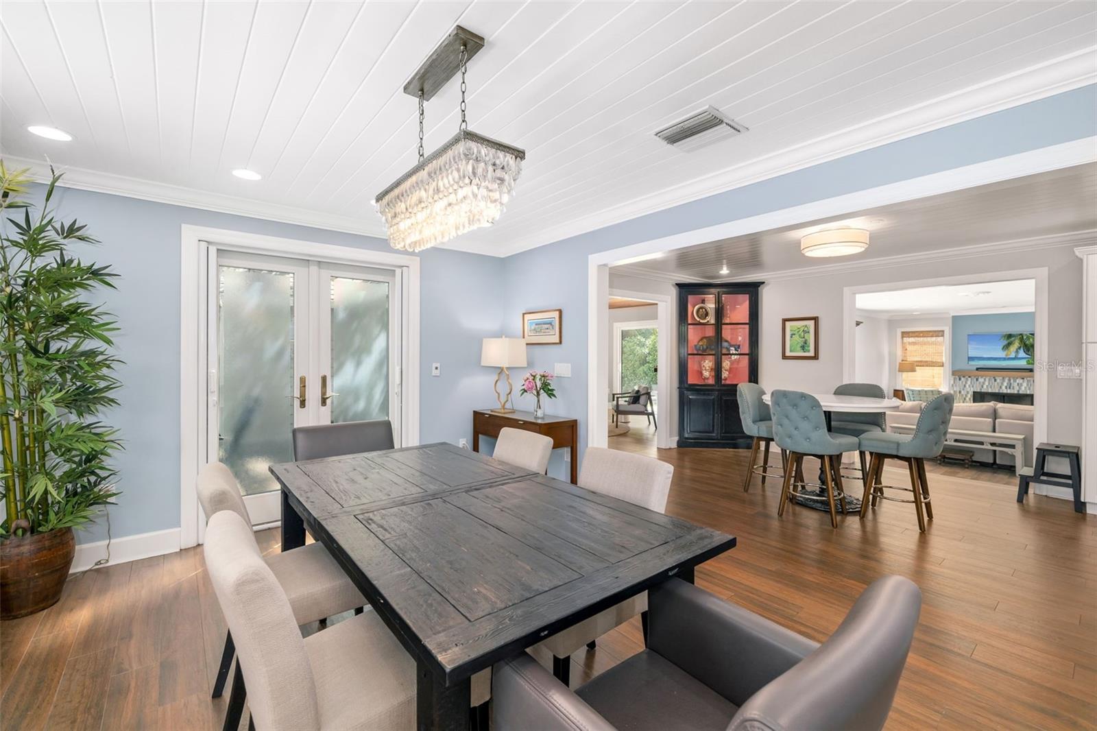 Sarasota, Florida, 34231, United States, 4 Bedrooms Bedrooms, ,4 BathroomsBathrooms,Residential,Active,1999174