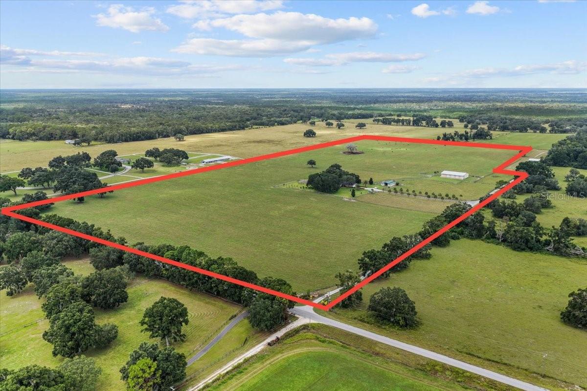 Chiefland, Florida, 32626, United States, 4 Bedrooms Bedrooms, ,5 BathroomsBathrooms,Residential,Active,1954337