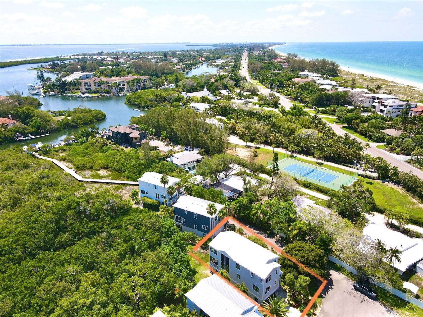 Longboat Key, Florida, 34228, United States, 3 Bedrooms Bedrooms, ,3 BathroomsBathrooms,Residential,Active,1993956