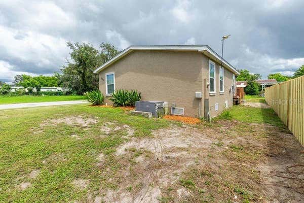 300 RIVER BLVD S, NOKOMIS, FL 34275, photo 4 of 35