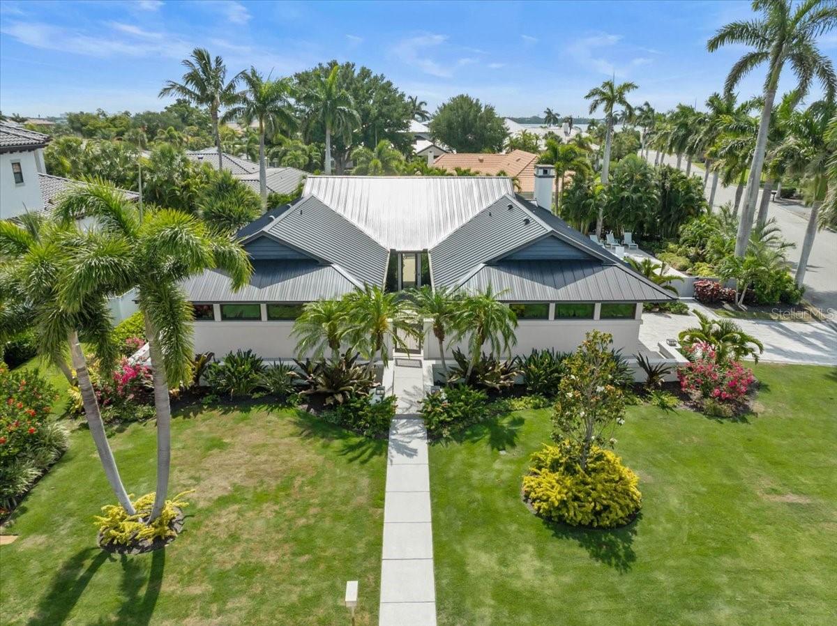 Sarasota, Florida, 34236, United States, 2 Bedrooms Bedrooms, ,4 BathroomsBathrooms,Residential,Active,2044994