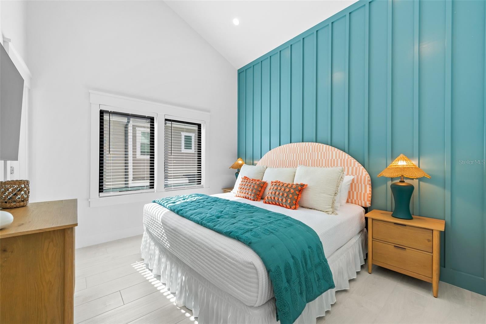 Sarasota, Florida, 34236, United States, 8 Bedrooms Bedrooms, ,10 BathroomsBathrooms,Residential,Active,2006955