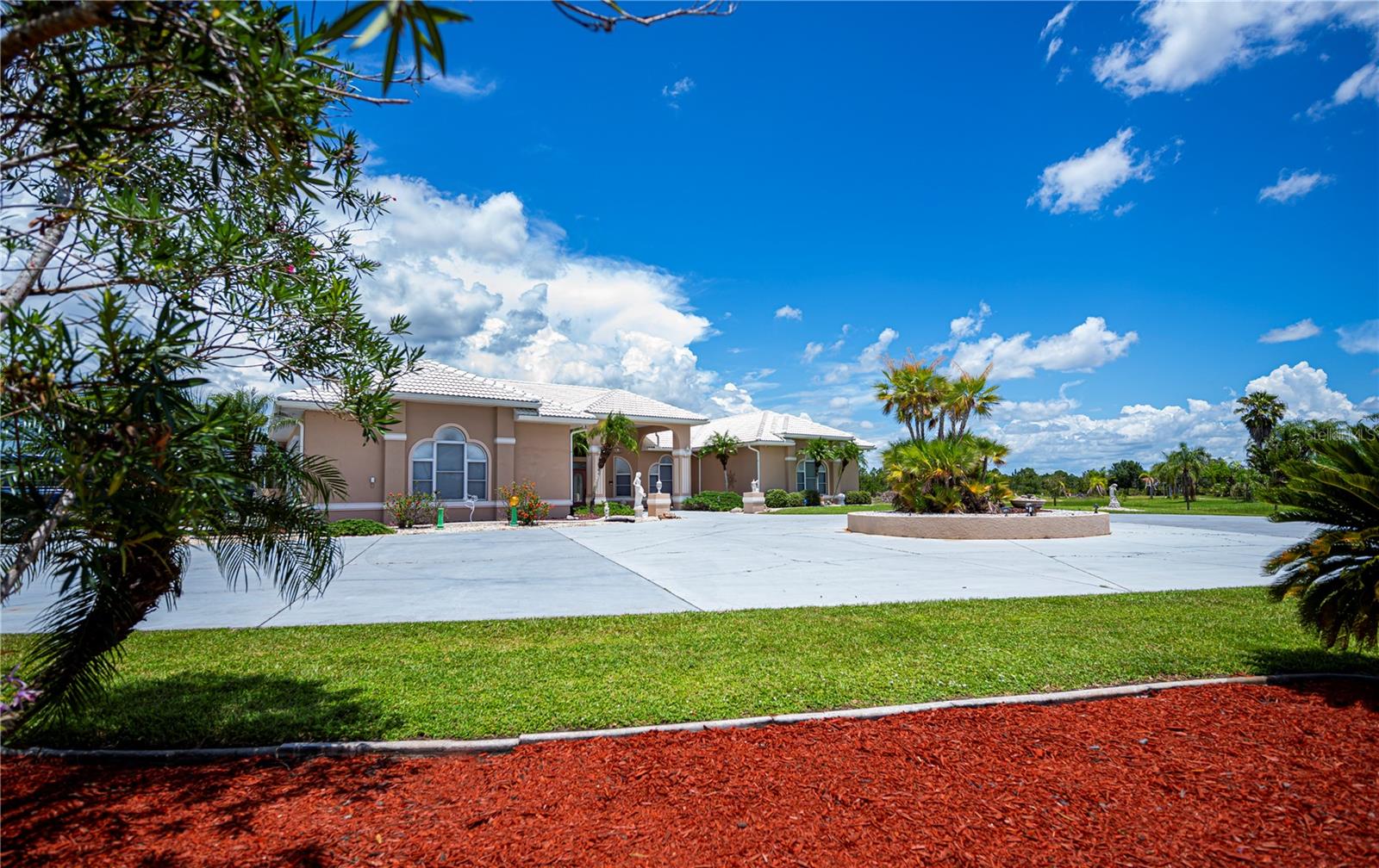 Punta Gorda, Florida, 33982, United States, ,5 BathroomsBathrooms,Residential,Active,1869106