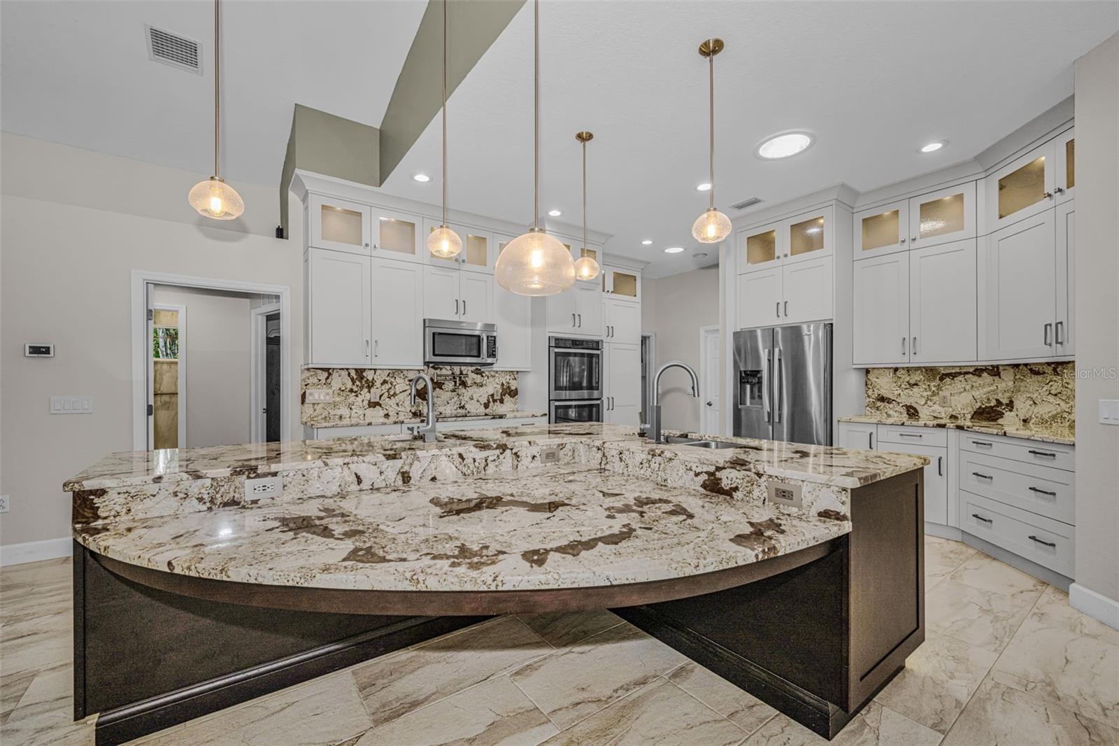 Dunedin, Florida, 34698, United States, 4 Bedrooms Bedrooms, ,3 BathroomsBathrooms,Residential,Active,2045023