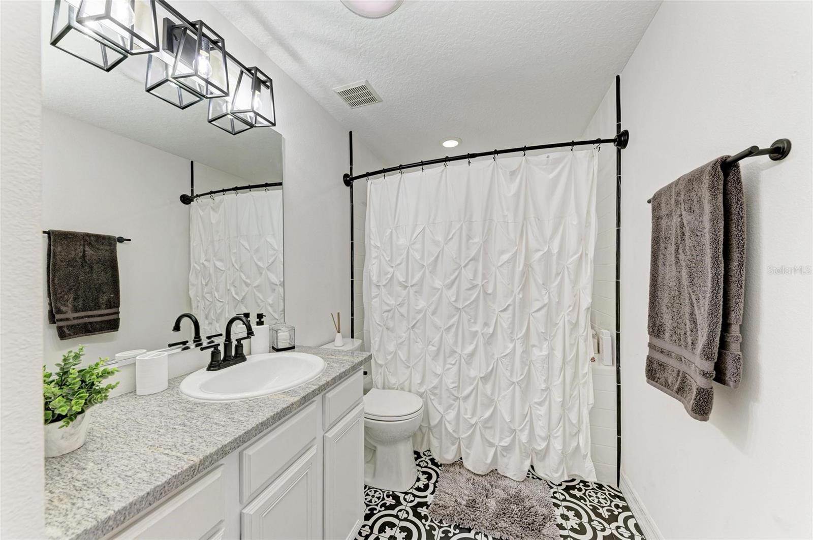 Bradenton, Florida, 34202, United States, 4 Bedrooms Bedrooms, ,3 BathroomsBathrooms,Residential,Active,2002666