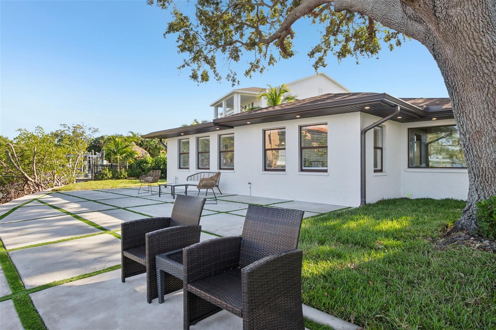 St Petersburg, Florida, 33703, United States, 3 Bedrooms Bedrooms, ,2 BathroomsBathrooms,Residential,Active,2001373