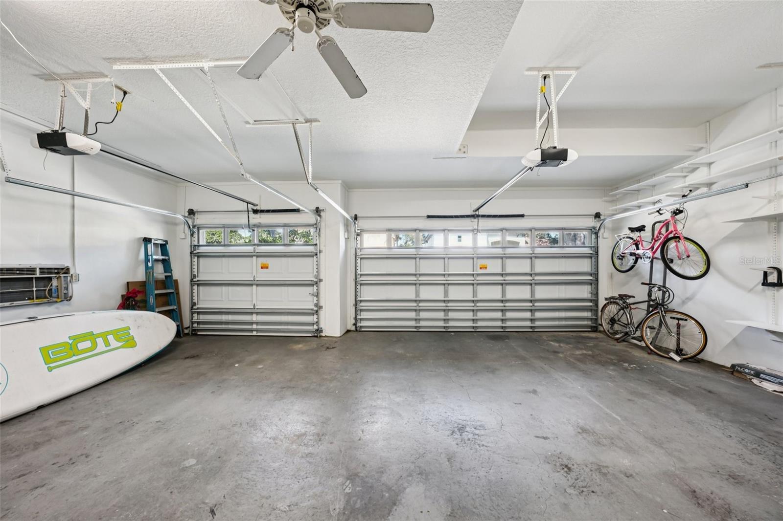 St Petersburg, Florida, 33703, United States, 4 Bedrooms Bedrooms, ,4 BathroomsBathrooms,Residential,Active,1994976