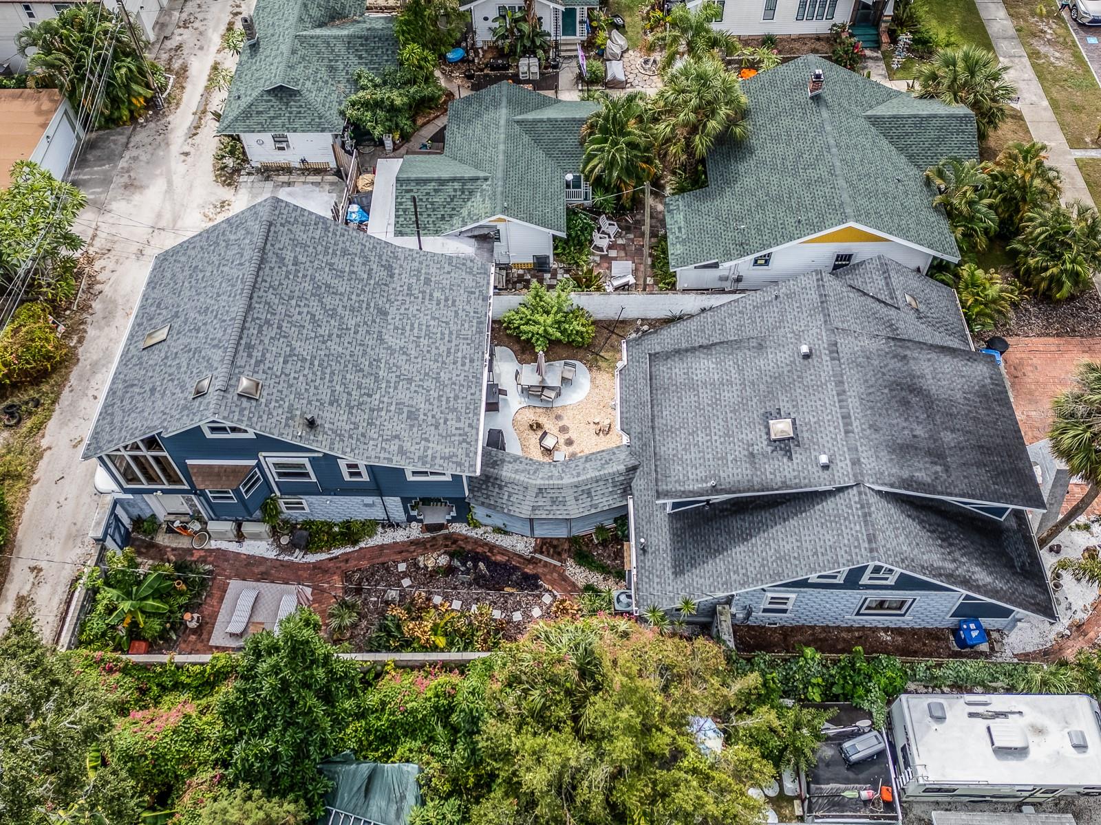 St Petersburg, Florida, 33705, United States, 6 Bedrooms Bedrooms, ,4 BathroomsBathrooms,Residential,Active,1986869