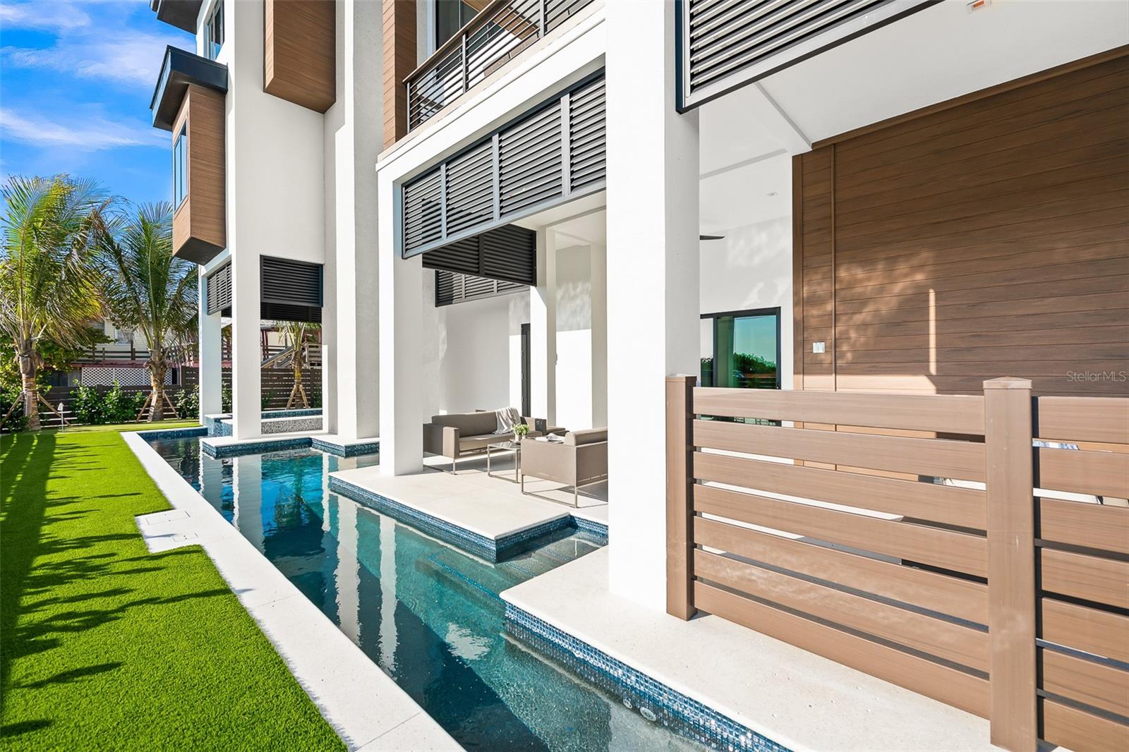 Bradenton Beach, Florida, 34217, United States, ,6 BathroomsBathrooms,Residential,Active,1829944