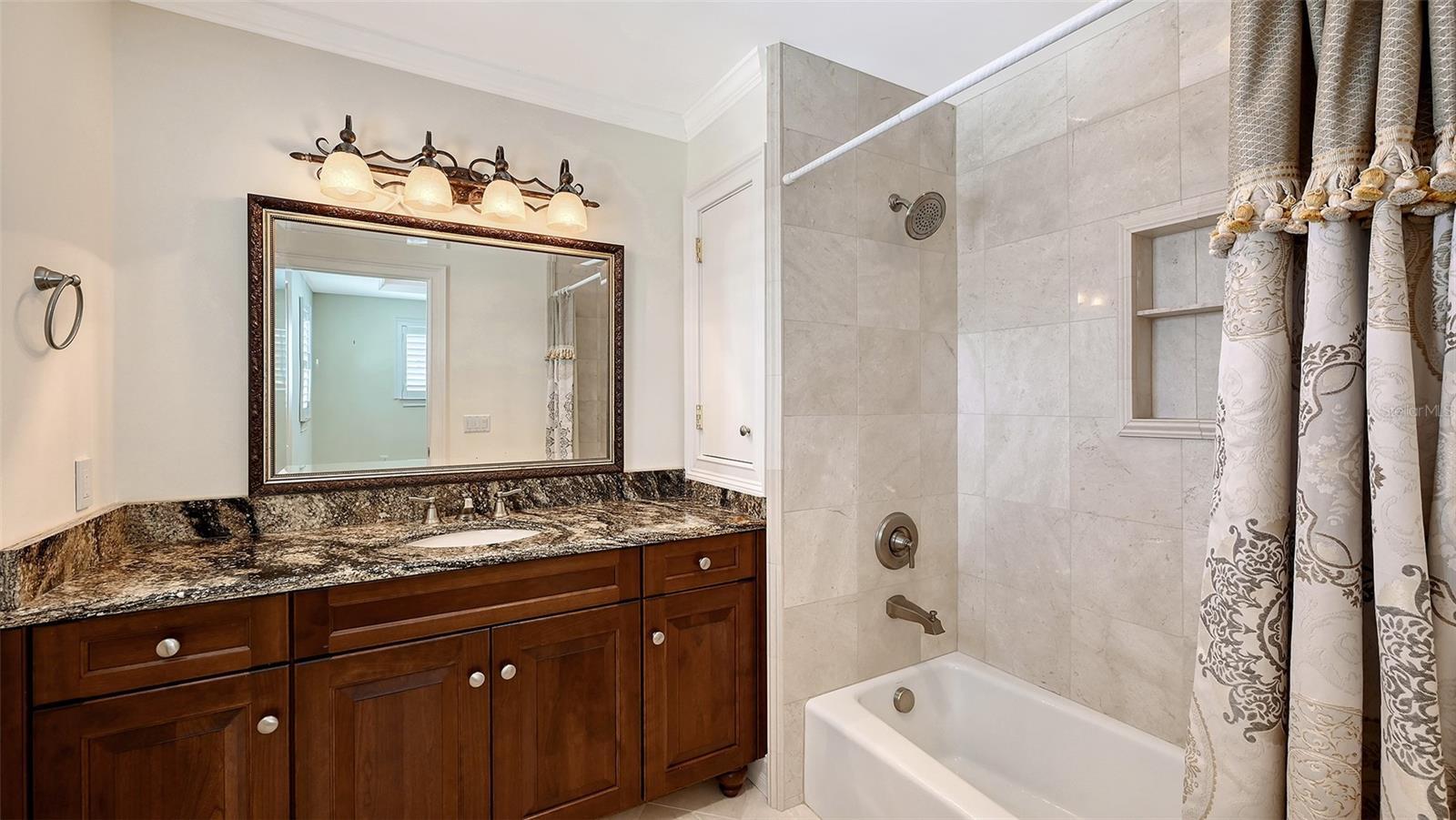 Longboat Key, Florida, 34228, United States, 4 Bedrooms Bedrooms, ,4 BathroomsBathrooms,Residential,Active,1926682