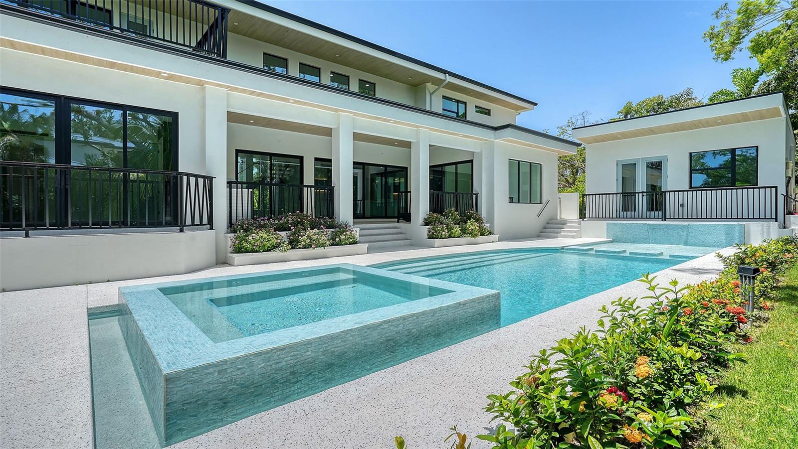 Sarasota, Florida, 34239, United States, ,7 BathroomsBathrooms,Residential,Active,1849492