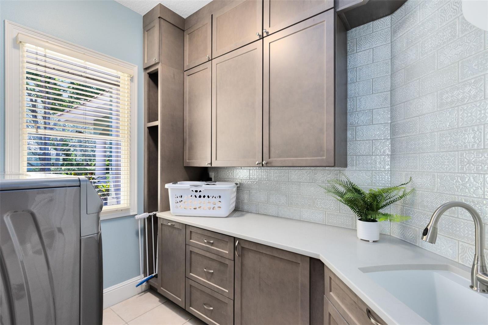 Winter Springs, Florida, 32708, United States, 5 Bedrooms Bedrooms, ,5 BathroomsBathrooms,Residential,Active,1922519