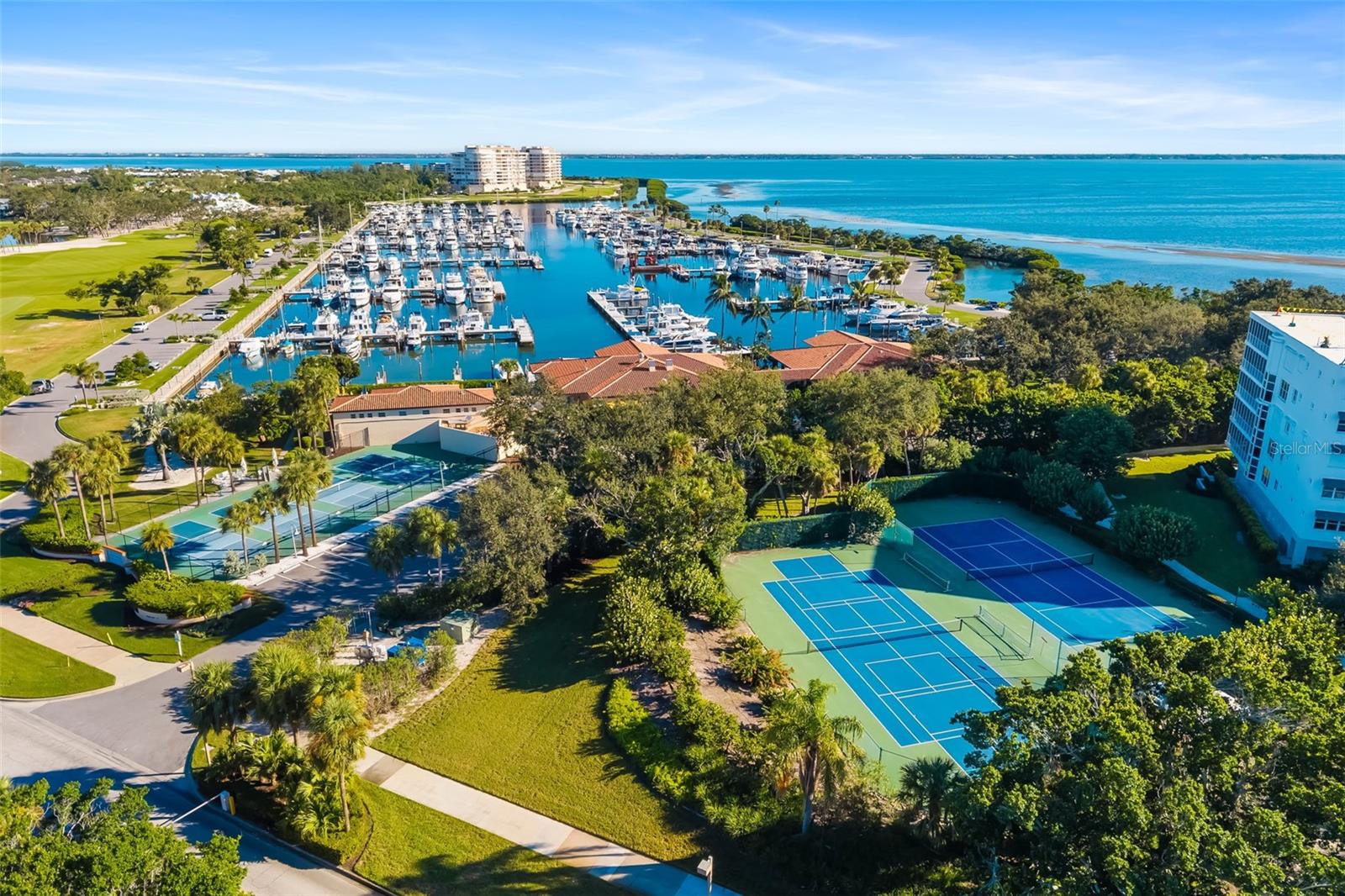 Longboat Key, Florida, 34228, United States, 3 Bedrooms Bedrooms, ,4 BathroomsBathrooms,Residential,Active,1995265