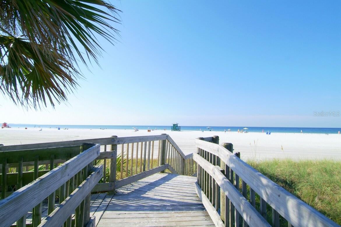 Sarasota, Florida, 34242, United States, ,5 BathroomsBathrooms,Residential,Active,1704010