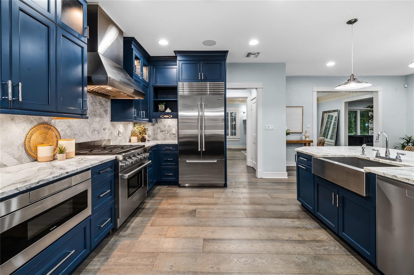 Orlando, Florida, 32803, United States, 5 Bedrooms Bedrooms, ,5 BathroomsBathrooms,Residential,Active,1926917