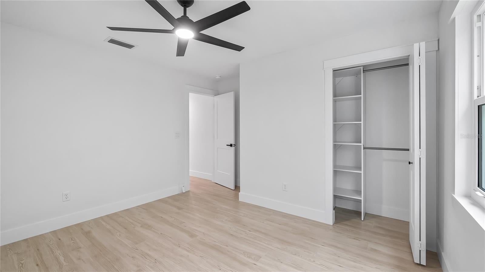 Montverde, Florida, 34756, United States, 4 Bedrooms Bedrooms, ,3 BathroomsBathrooms,Residential,Active,1904751