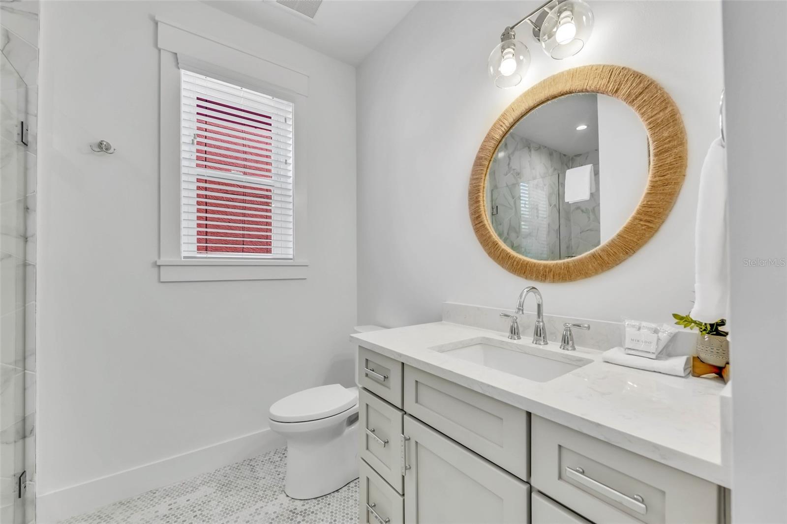 Sarasota, Florida, 34242, United States, 7 Bedrooms Bedrooms, ,7 BathroomsBathrooms,Residential,Active,1831779