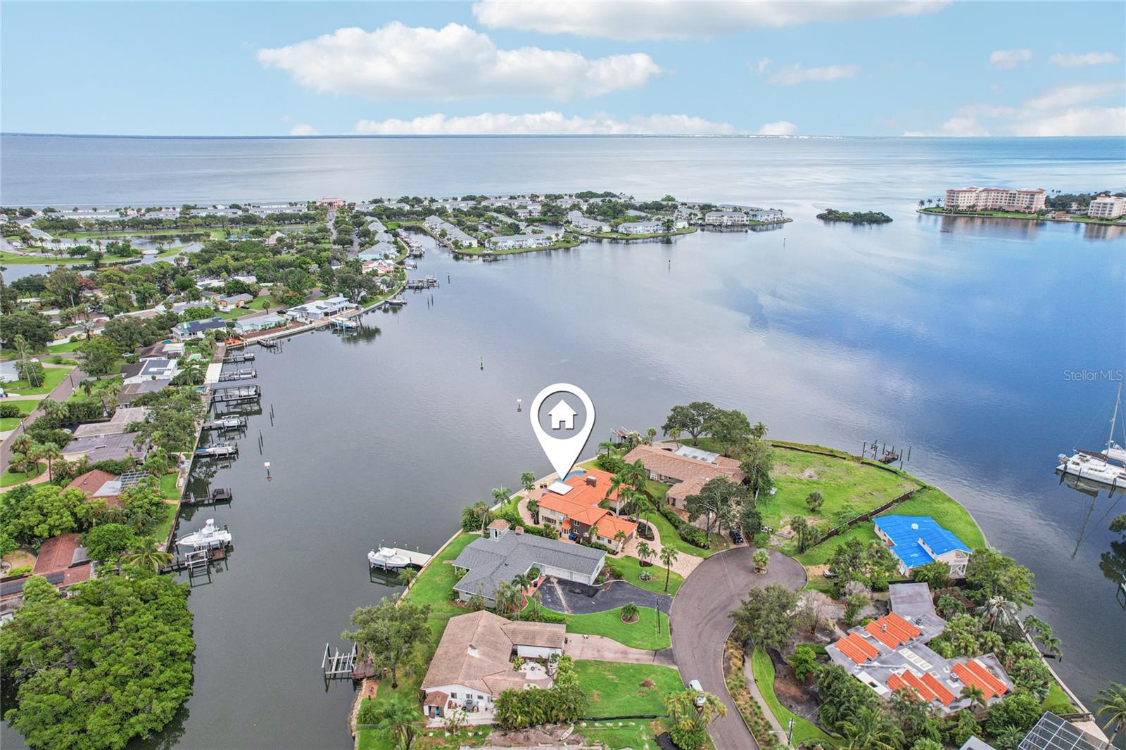 St Petersburg, Florida, 33705, United States, 4 Bedrooms Bedrooms, ,4 BathroomsBathrooms,Residential,Active,1927682