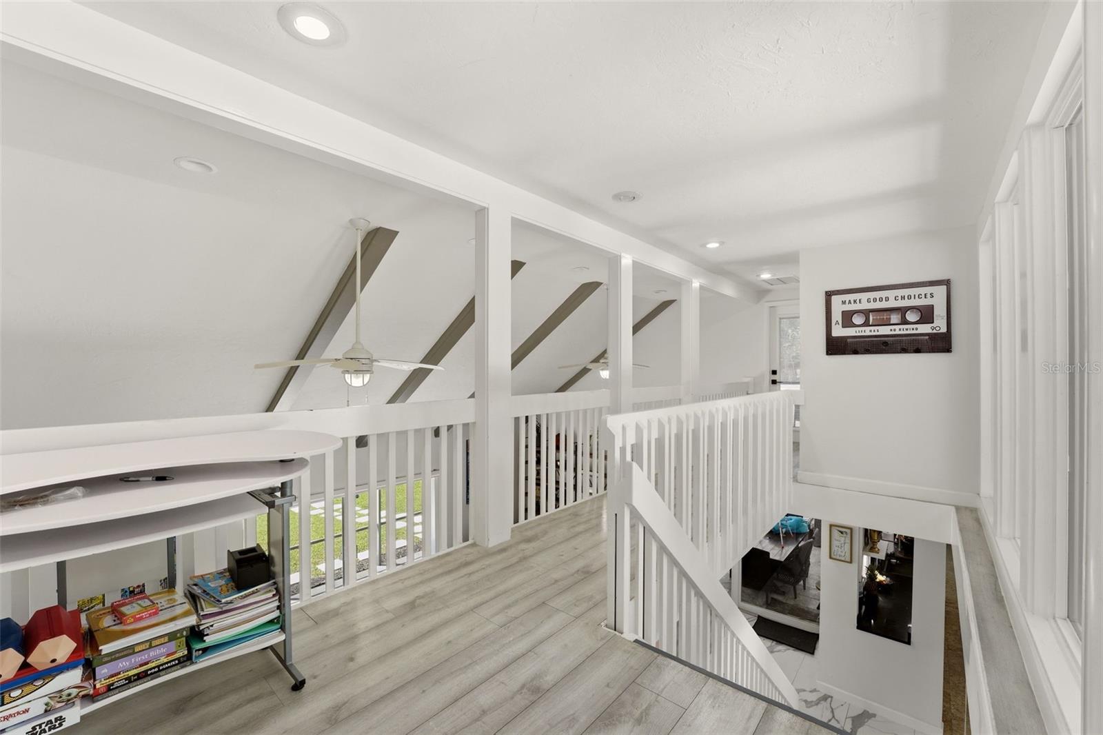 Sarasota, Florida, 34242, United States, 5 Bedrooms Bedrooms, ,4 BathroomsBathrooms,Residential,Active,2045533