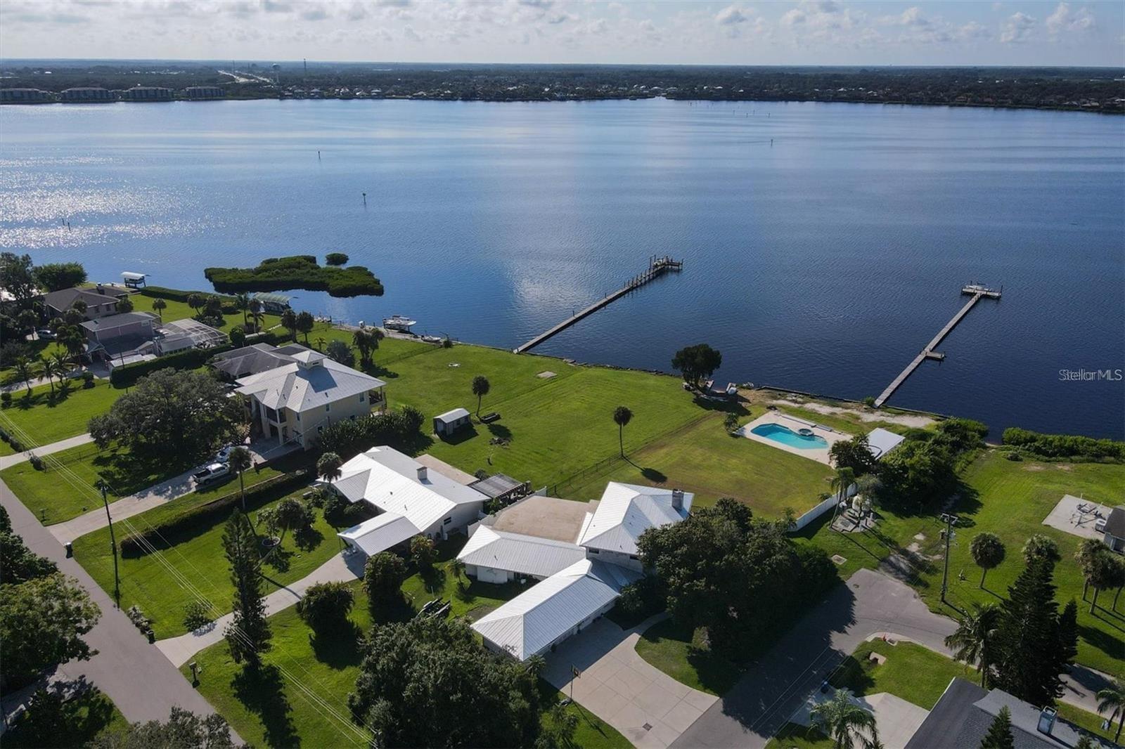 Ellenton, Florida, 34222, United States, 3 Bedrooms Bedrooms, ,4 BathroomsBathrooms,Residential,Active,1907984
