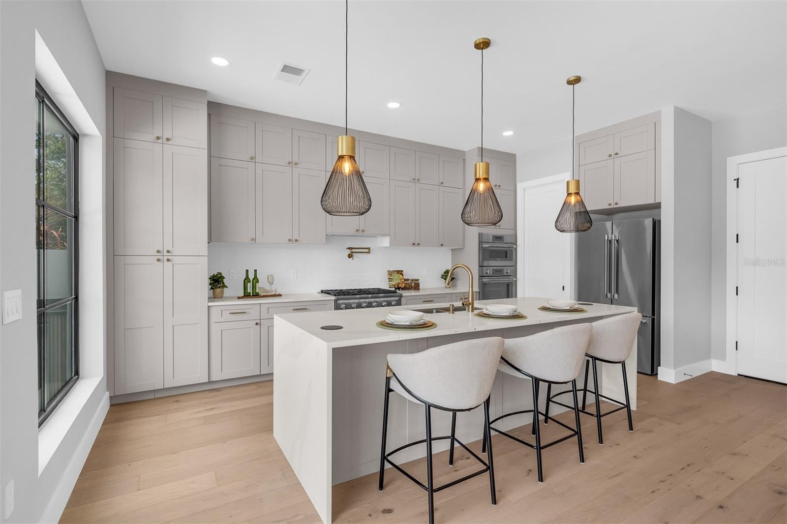 Orlando, Florida, 32804, United States, 5 Bedrooms Bedrooms, ,5 BathroomsBathrooms,Residential,Active,2019846