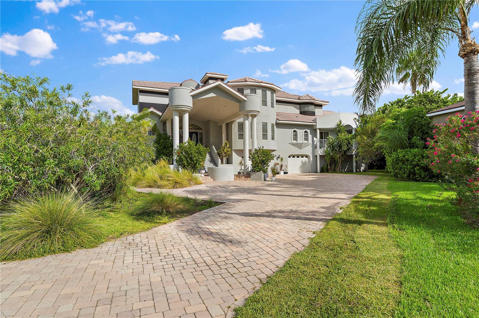 St Petersburg, Florida, 33715, United States, 5 Bedrooms Bedrooms, ,5 BathroomsBathrooms,Residential,Active,1942385