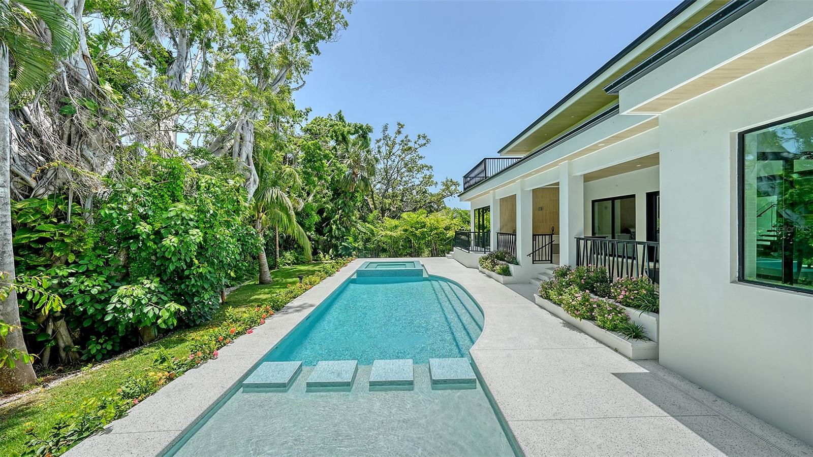 Sarasota, Florida, 34239, United States, ,7 BathroomsBathrooms,Residential,Active,1849492