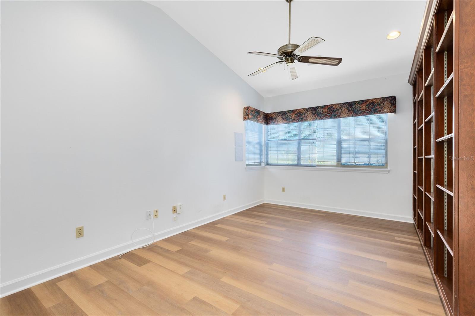 Winter Park, Florida, 32789, United States, 5 Bedrooms Bedrooms, ,4 BathroomsBathrooms,Residential,Active,1997586