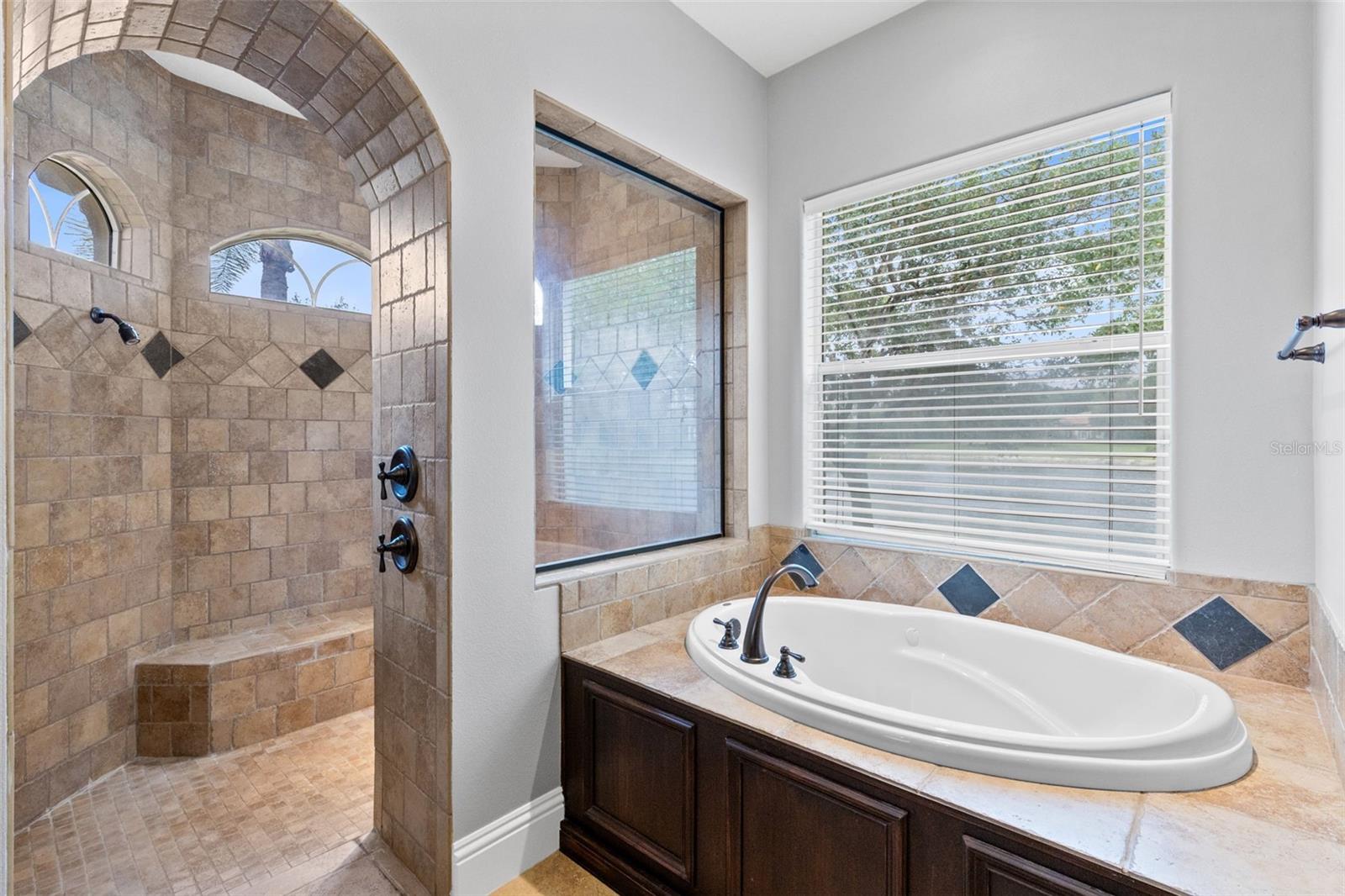 Sanford, Florida, 32771, United States, 4 Bedrooms Bedrooms, ,4 BathroomsBathrooms,Residential,Active,2045805
