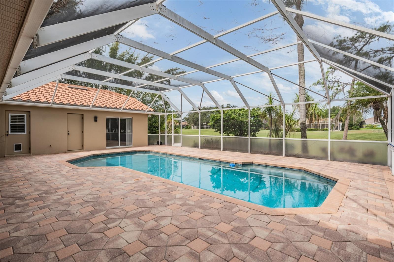 Oldsmar, Florida, 34677, United States, 5 Bedrooms Bedrooms, ,4 BathroomsBathrooms,Residential,Active,1946542