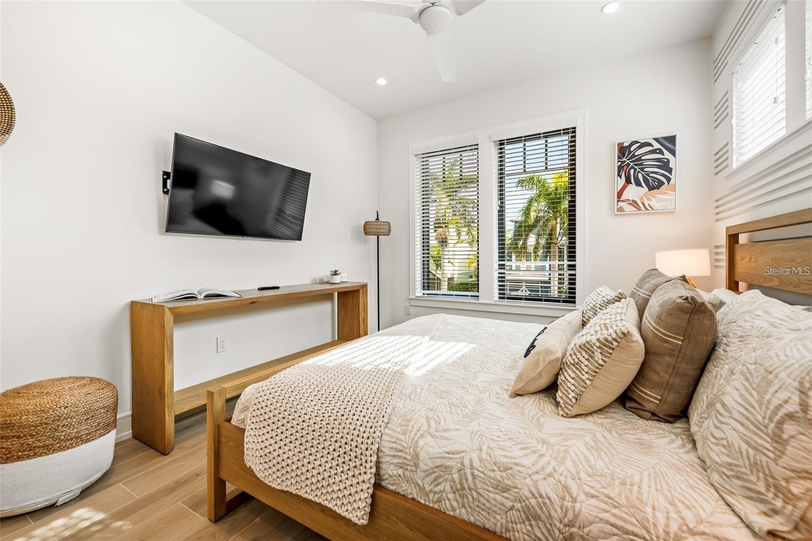 Anna Maria, Florida, 34216, United States, 5 Bedrooms Bedrooms, ,5 BathroomsBathrooms,Residential,Active,2043279