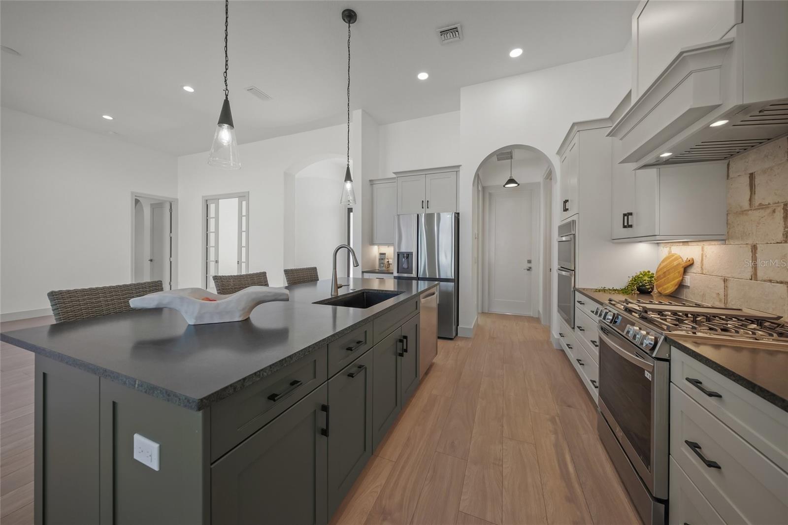 Venice, Florida, 34285, United States, 4 Bedrooms Bedrooms, ,5 BathroomsBathrooms,Residential,Active,1987248