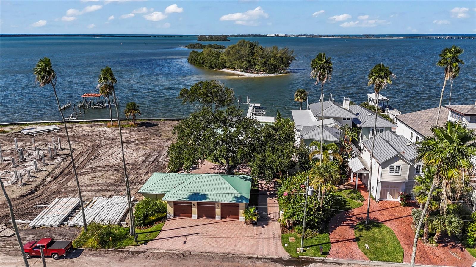 Dunedin, Florida, 34698, United States, 3 Bedrooms Bedrooms, ,3 BathroomsBathrooms,Residential,Active,1994972